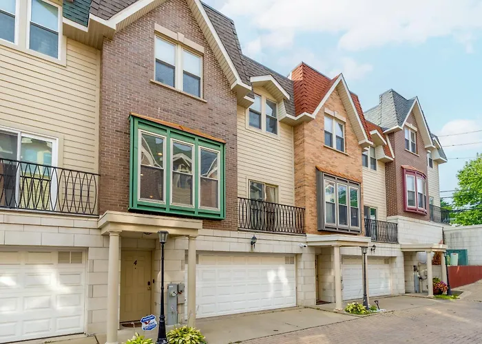 Windy Getaway - 3br 2ba Townhouse Ferienhaus