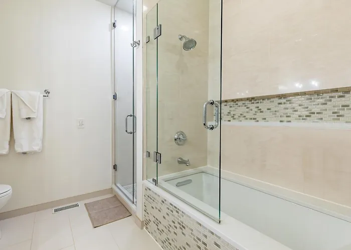 Windy Getaway - 3br 2ba Townhouse Chicago