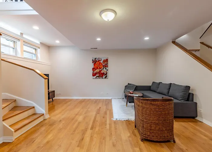 Ferienhaus Windy Getaway - 3br 2ba Townhouse Chicago
