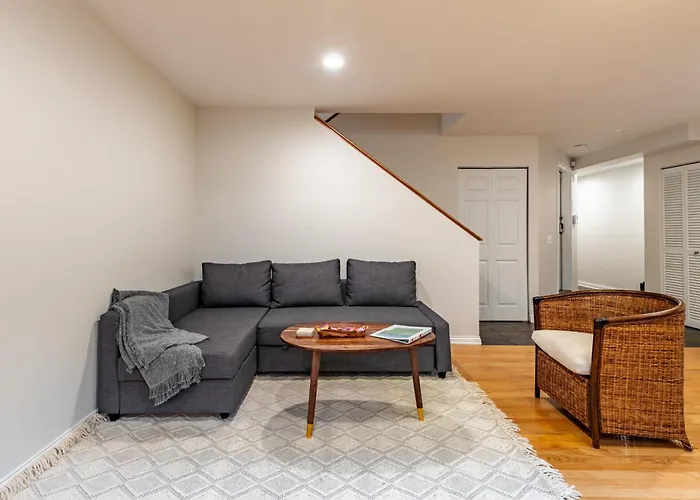 Windy Getaway - 3br 2ba Townhouse Chicago