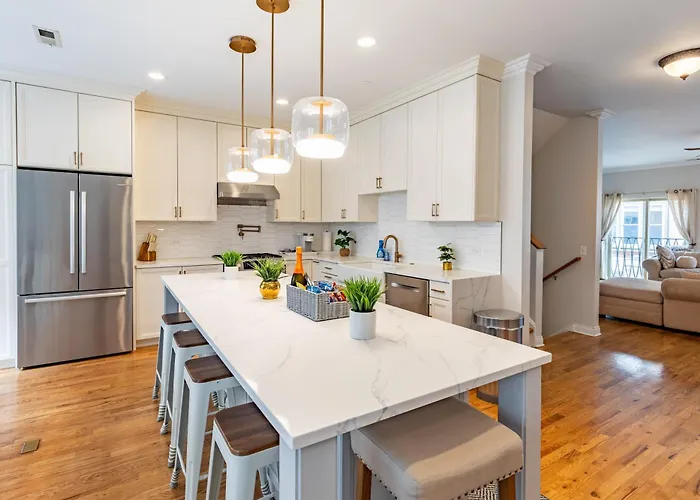 Windy Getaway - 3br 2ba Townhouse